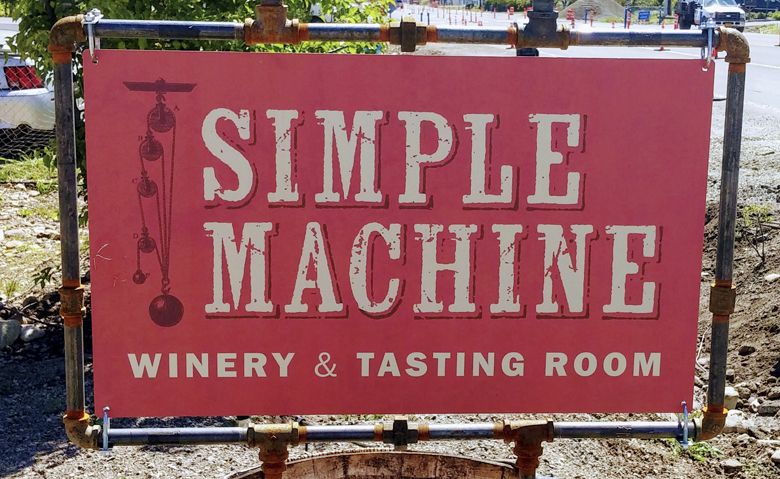 Simple Machine tasting room sign in Talent, Oregon. ##Photo by Michael Alberty