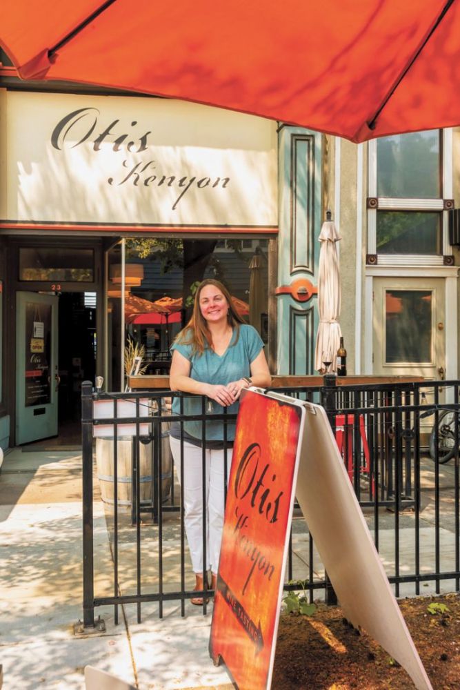 Muriel Kenyon standing outside the Otis Kenyon tasting room.##Photo by Richard Duval