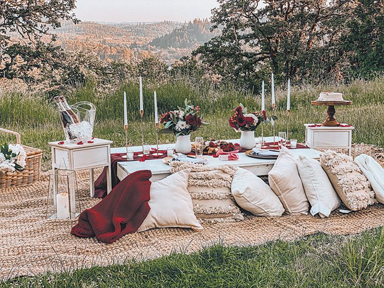 The Oregon Picnic Co. offers over a dozen different picnic themes. ##Photo provided by the Oregon Picnic Co. The Oregon Picnic Co. offers over a dozen different picnic themes. ##Photo provided by the Oregon Picnic Co.