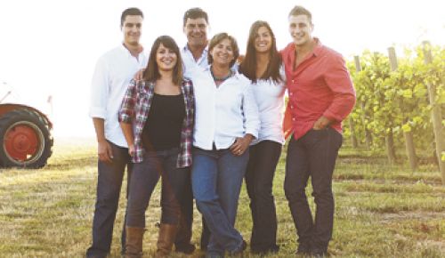 (From left) David, Jeanne, Dave, Deolinda, Stephanie and Samuel Coelho in the
Coelho Estate Vineyard. The family’s Amity winery was selected as a finalist for the 2010 Excellence
in Family Business Award given Oregon State University’s Austin Family Business Program.