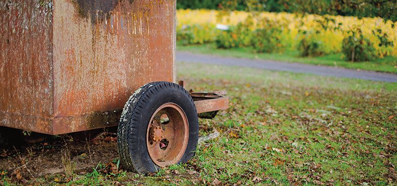 Old trailer at Bradley Vineyards, located within the Elkton AVA, nested in the greater Umpqua Valley appellation. ##Photo courtesy of Bradley Vineyards Old trailer at Bradley Vineyards, located within the Elkton AVA, nested in the greater Umpqua Valley appellation. ##Photo courtesy of Bradley Vineyards
