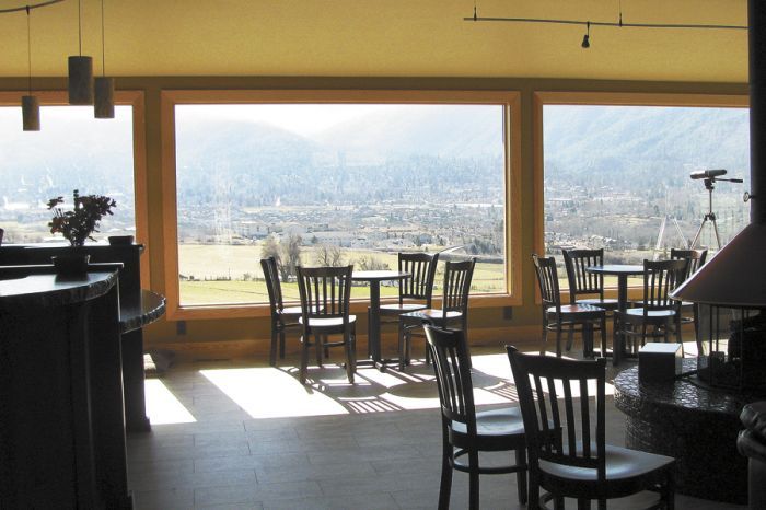 Dana Campbell Vineyards’ tasting room gives guests a grand view of Ashland. Dana Campbell Vineyards’ tasting room gives guests a grand view of Ashland.