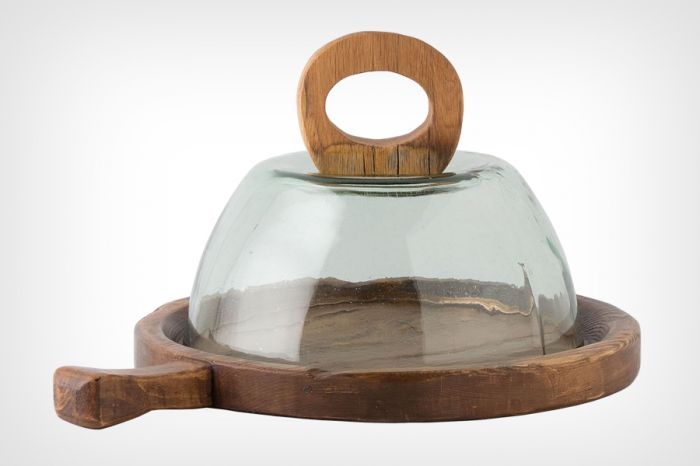 Anthropologie s Erstwhile Cheese Dome Anthropologie s Erstwhile Cheese Dome