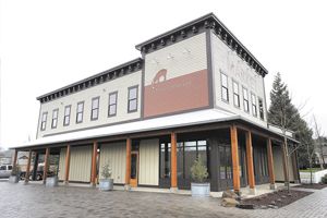 The architecture of the Red Hills Market
reminds many of an old Western storefront.
Photos by Marcus Larson.