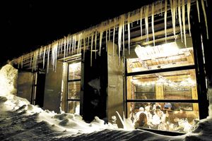 Merriment at the R. Stuart & Co. wine dinner glows through the icicle-draped windows of the Silcox Hut. Photo by DS Imagery. Merriment at the R. Stuart & Co. wine dinner glows through the icicle-draped windows of the Silcox Hut. Photo by DS Imagery.