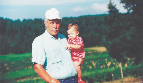 Airlie Winery founder Larry Preedy and grandson Ben, 1990.##Photo provided