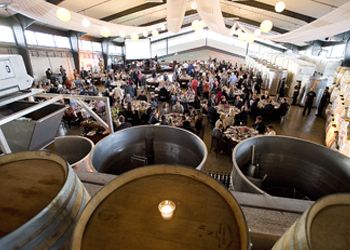 Guests sit down for the
multi-course affair. Photo by Marcus Larson.