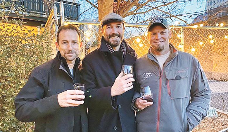 (From
left) Winemakers
Eric Weisinger of
Weisinger Family
Winery; Vince
Vidrine of Irvine
& Roberts; and
Rob Folin of Belle
Fiore Winery. The
trio organized the
Ashland Nouveau
Celebration and
plan to do it again
next year. ##Photo provided