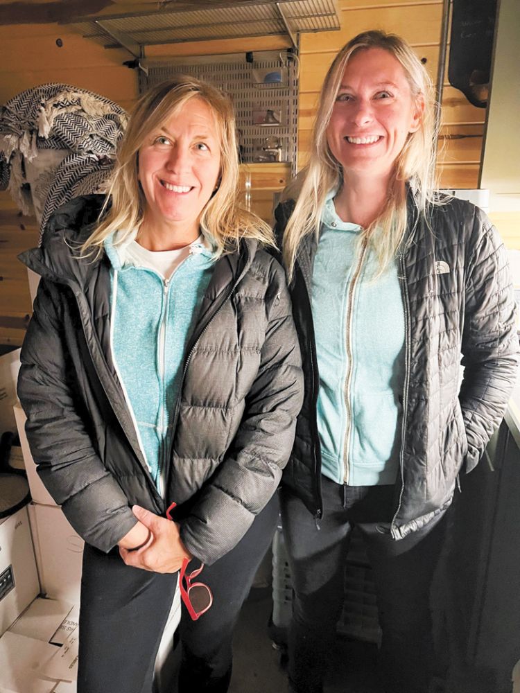 Hazelfern Cellars interns Sarah Murdoch and Becky Boyd spent enough time together to start thinking, talking and even dressing alike.##Photo by Sarah Murdoch Hazelfern Cellars interns Sarah Murdoch and Becky Boyd spent enough time together to start thinking, talking and even dressing alike.##Photo by Sarah Murdoch