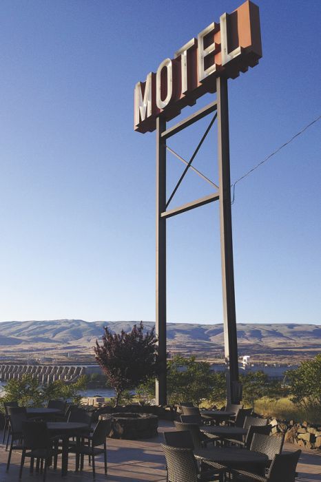 The Dalles’ Celilo Inn features the property’s original motel sign from days gone by.