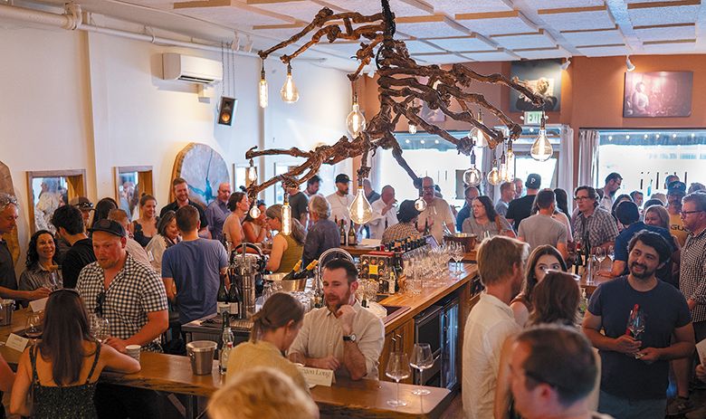 A crowd of wine enthusiasts at HiFi’s recent Temperance Hill Vineyard Terroir Session. ## Photo by JD McLelland A crowd of wine enthusiasts at HiFi’s recent Temperance Hill Vineyard Terroir Session. ## Photo by JD McLelland