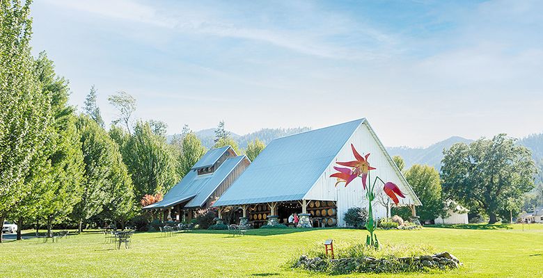 Enjoy the Country Music Block Party at Red Lily Vineyards. ## Photo by John Valls, Courtesy of the Oregon Wine Board
