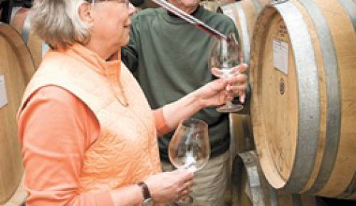 Ned and Kirsten Lumpkin own the Carlton Winemakers Studio with partners Eric Hamacher and Luisa Ponzi. Ned and Kirsten Lumpkin own the Carlton Winemakers Studio with partners Eric Hamacher and Luisa Ponzi.